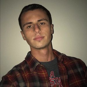 Meet your Posher, Cory